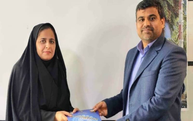 آیین تکریم و معارفه معاونان آموزش و پرورش دشتی؛ ورود یک بانوی متخصص به عرصه مدیریت آموزشی