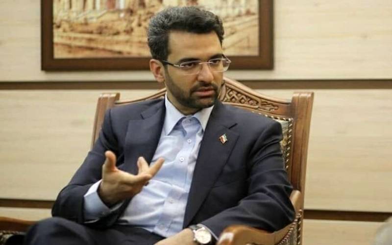 انصاف این است که کابینه کار خود را آغاز کند و با عملکردش محک بخورد نه با گمانه‌ها