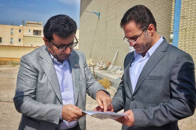 بازدید مدیرکل تعاون، کار و رفاه اجتماعی استان بوشهر و فرماندار تنگستان از پروژه سالن ورزشی شهدای کارگر تنگستان