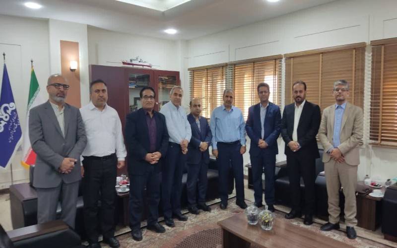 دیدار و گفتگوی مدیر کل کمیته امداد استان بوشهر و مدیر عامل سازمان منطقه ویژه اقتصادی انرژی پارس